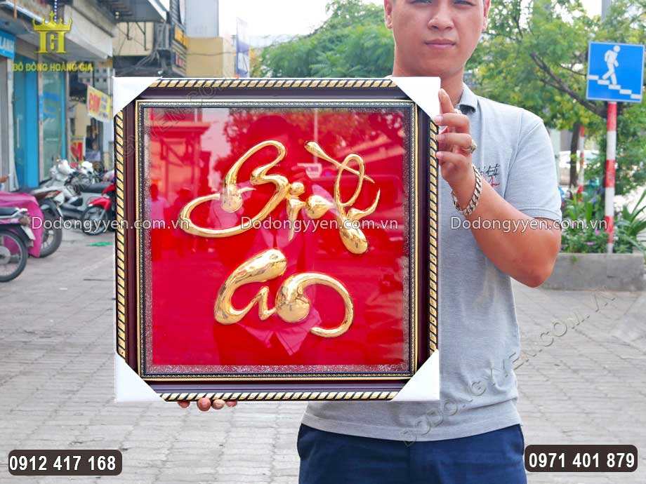 Khung tranh bằng nhựa v&ocirc; c&ugrave;ng chắc chắn